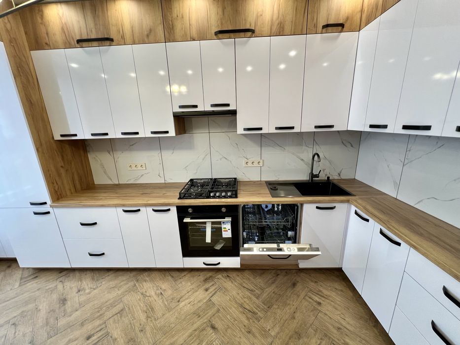 Довготривала оренда 2 кім. квартири по вул. Героїв Крут. Сокільники