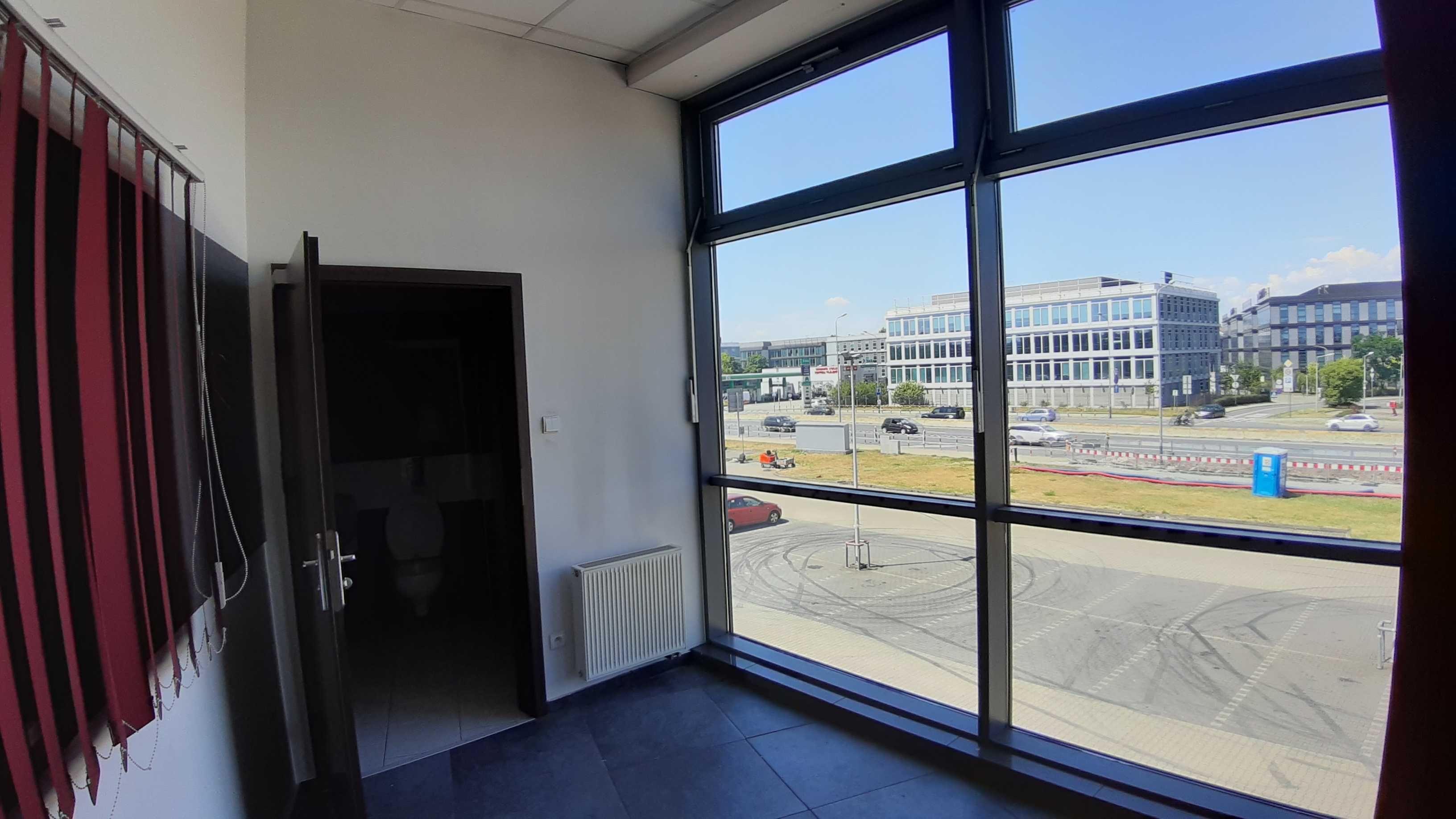 Lokal komercyjno-sportowy w CH King Square Kraków |930m2| + 57m2 dod.