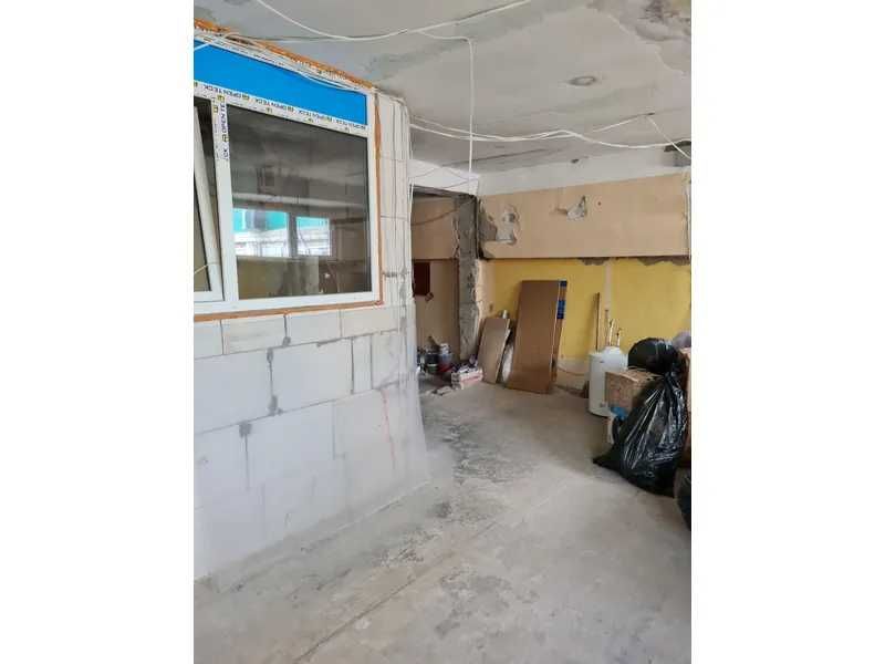 Нежитлові приміщення у торговому центрі, 198,5 кв. м, просп. Миру, 19Р