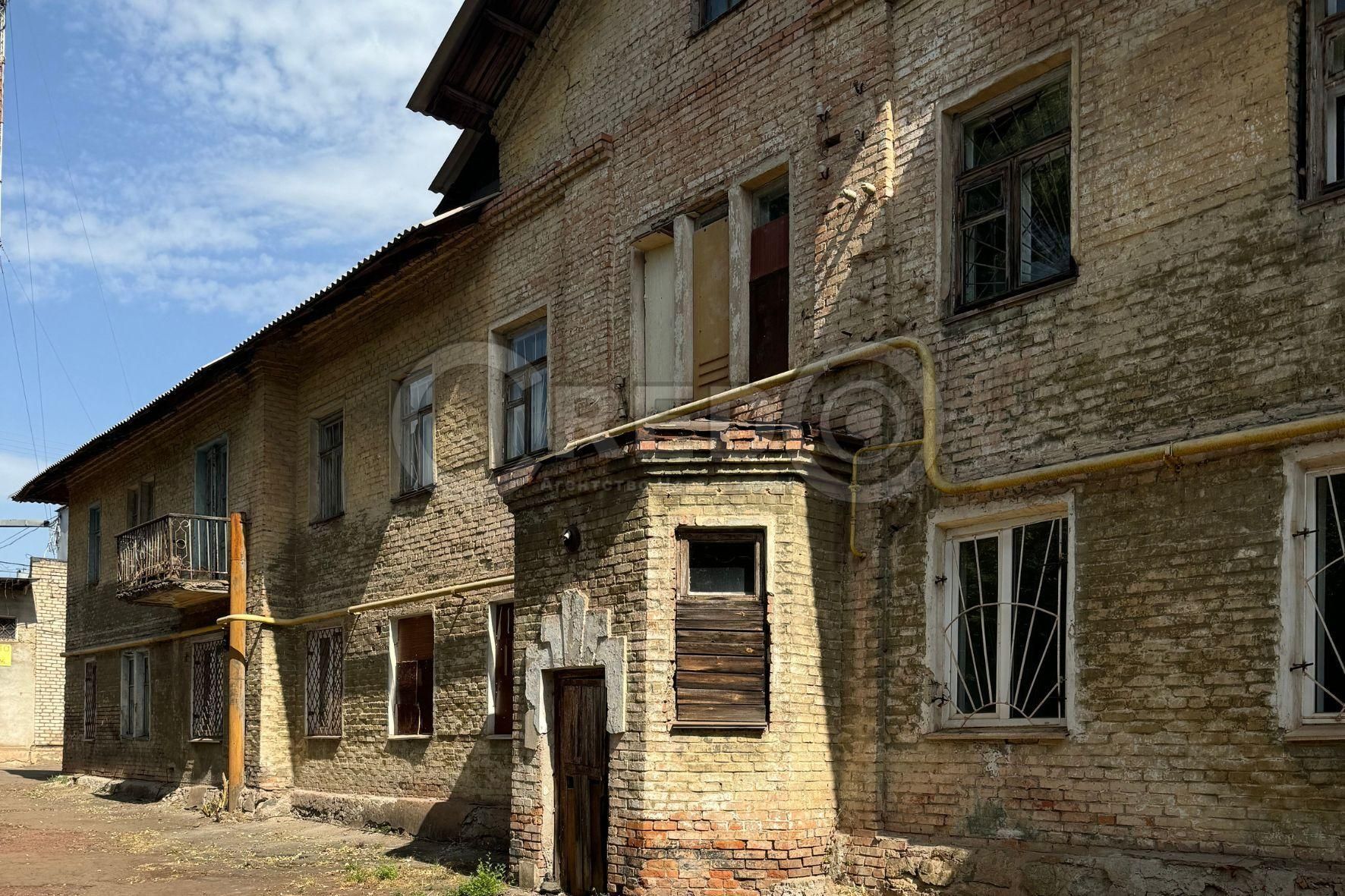 Продаж окремої 3-х поверхової будівлі, р-н Фрунзе