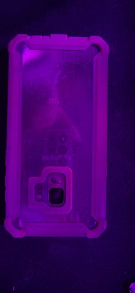 Samsung S9 Plus com capa