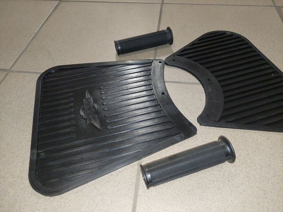 Nowy zestaw naprawczy chlapacze+gumy kierownicy wsk125 175 pl