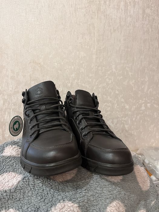 Натуральні шкіряні зимові чоловічі черевики,  42 розмір