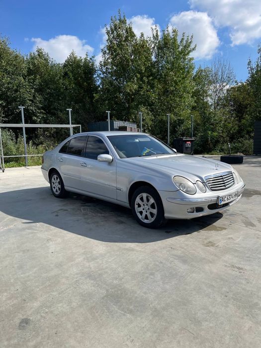 Продам Мерседес 211 2.7 2002 р