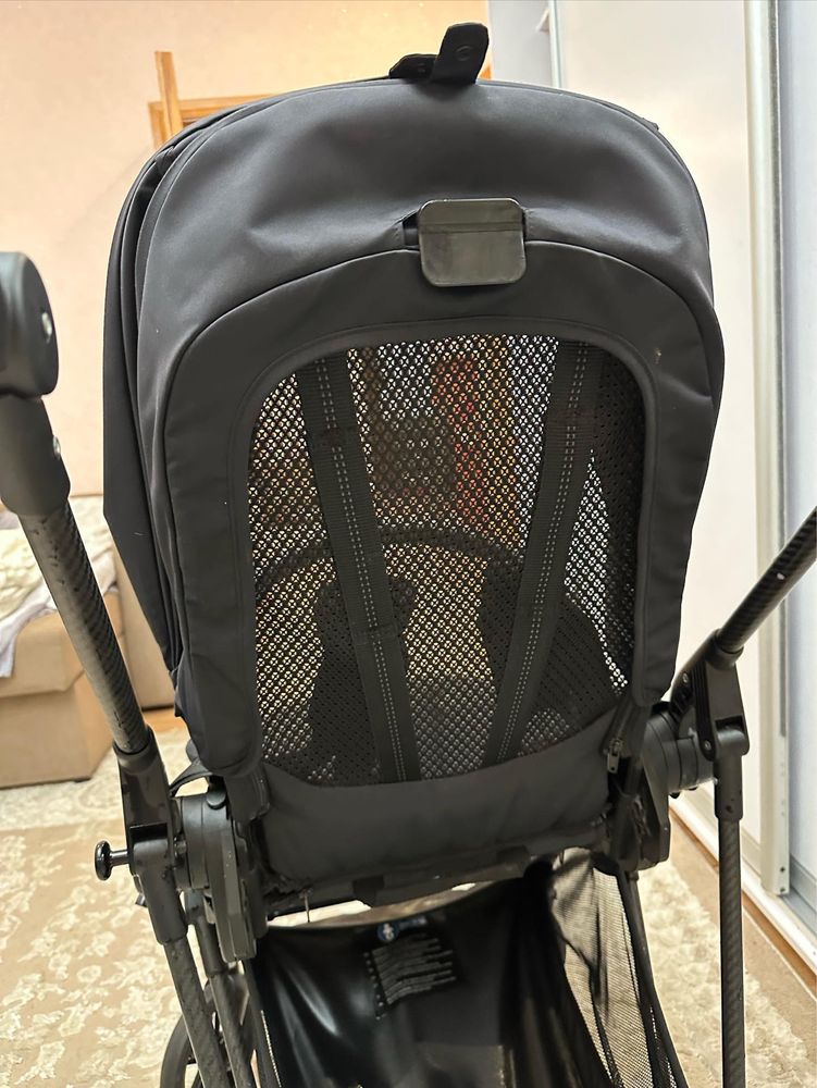 Cybex Melio Carbon