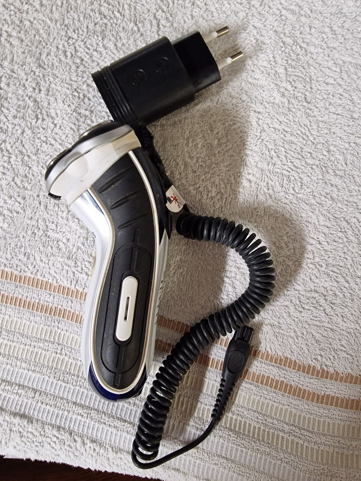 Maszynka do golenia Philips shaver 7000 model hq7390 sprawna