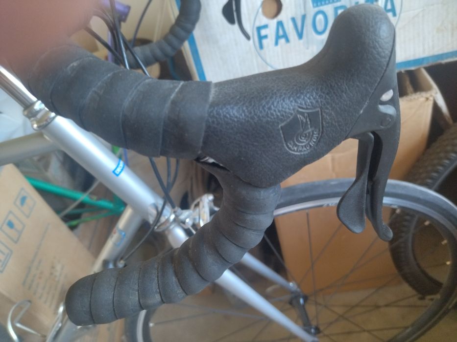 Продається шоссейний велосипед Decathlon Cobra 600.