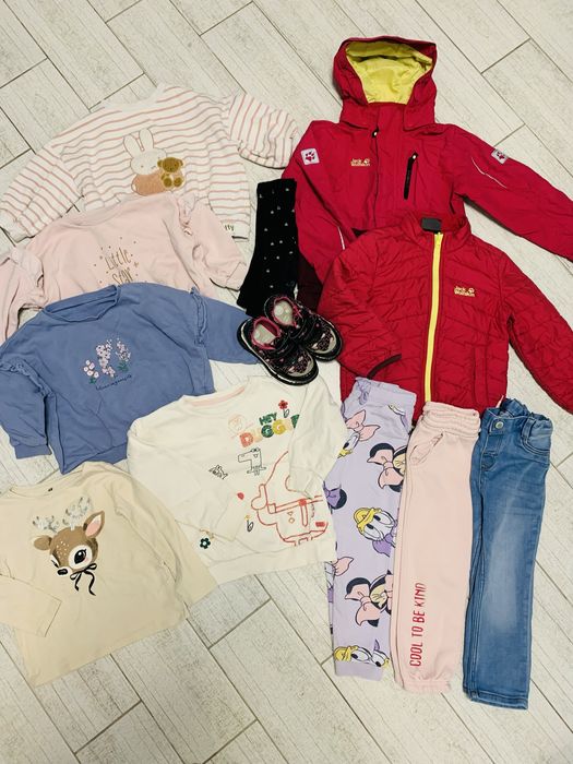 Комплект теплих речей на дівчинку 2-3 роки + 2 вітровки та кросівки 26