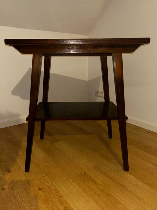 drewniany stolik fornir, lata 60 PRL