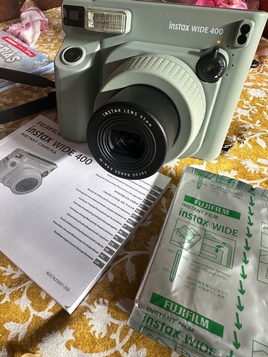 Máquina fotográfica FUJIFILM-INSTAX Wide 400