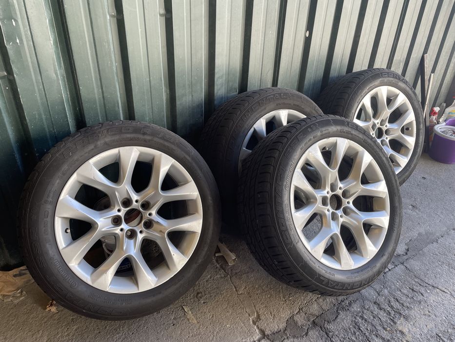 Jantes BMW c/ pneus semi-novos