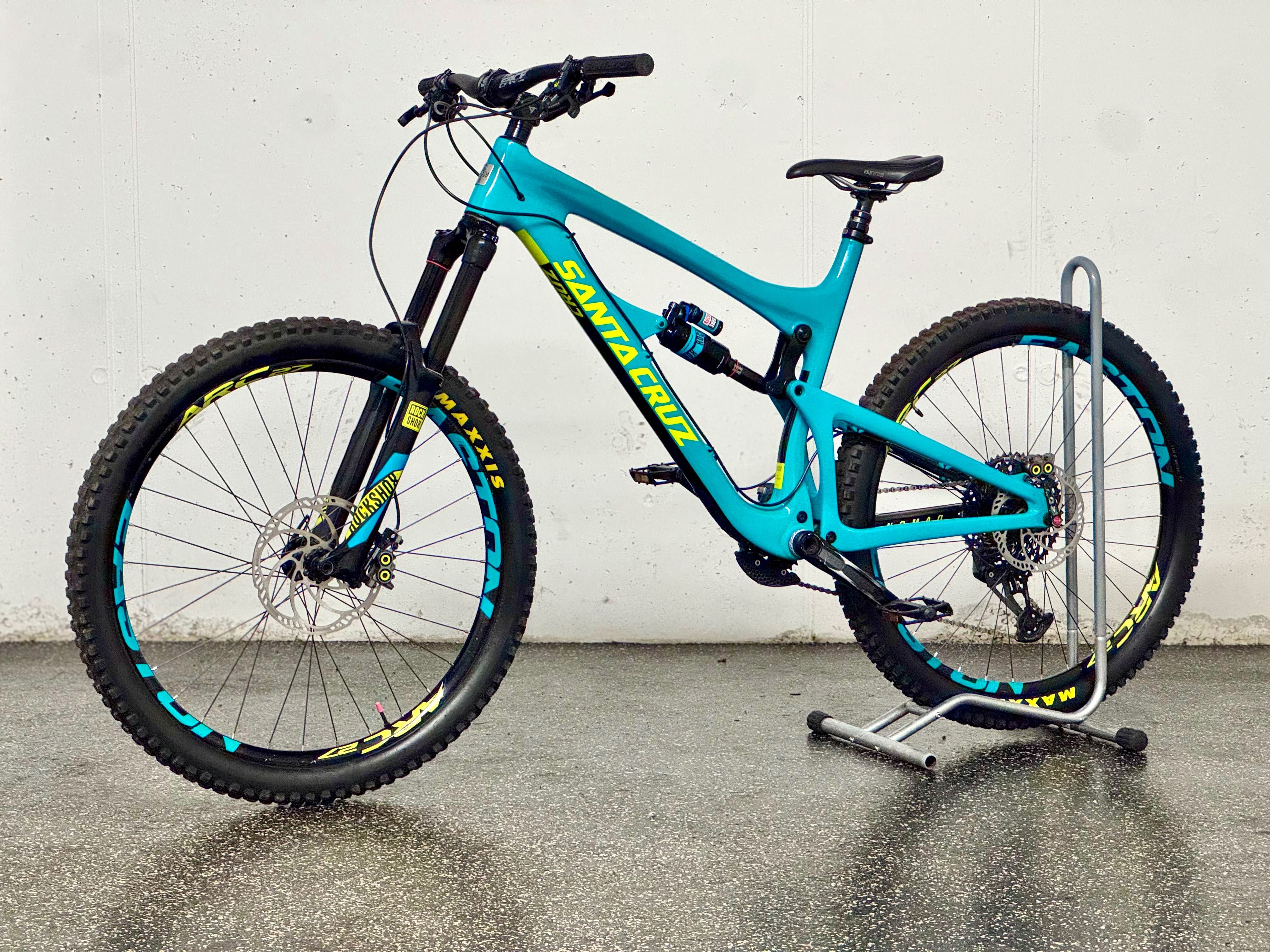 Santa Cruz Nomad C L Kola 27,5 RS Pike Magura MT7 Easton jak NOWY