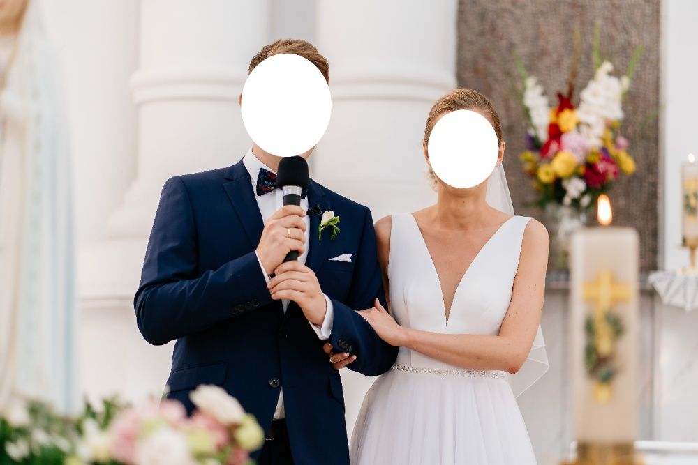 Elegancka, klasyczna suknia ślubna, rozmiar 36/S/M