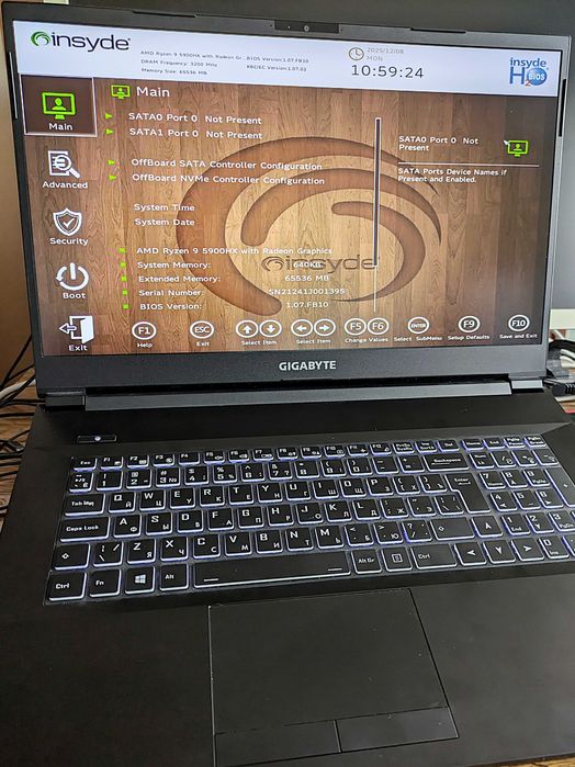 Ноутбук GIGABYTE A7 X1 ПІД РЕМОНТ Ryzen 9 5900HX DDR4 64Гб RTX 3070