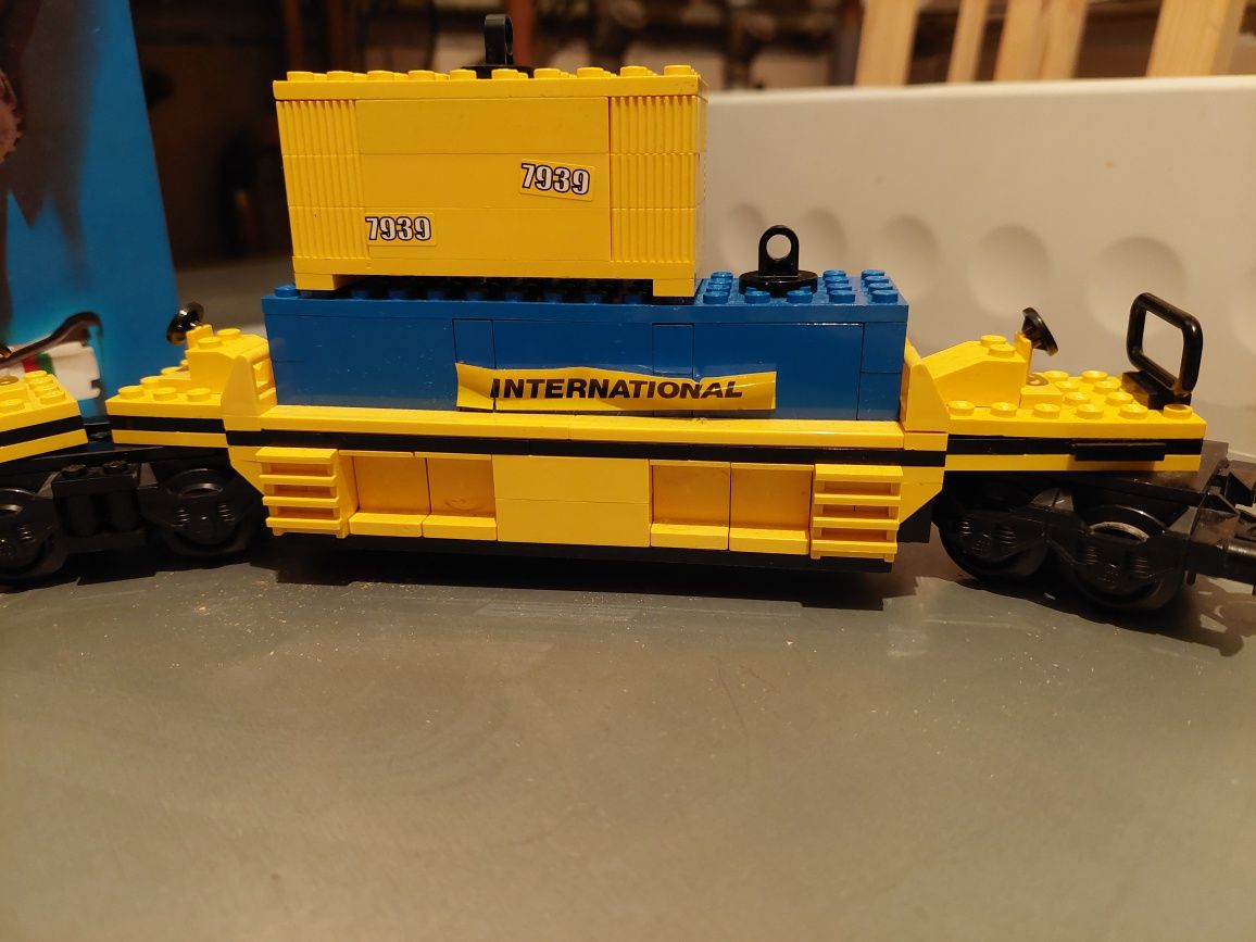 Lego City pociąg - wagon towarowy konterorowy