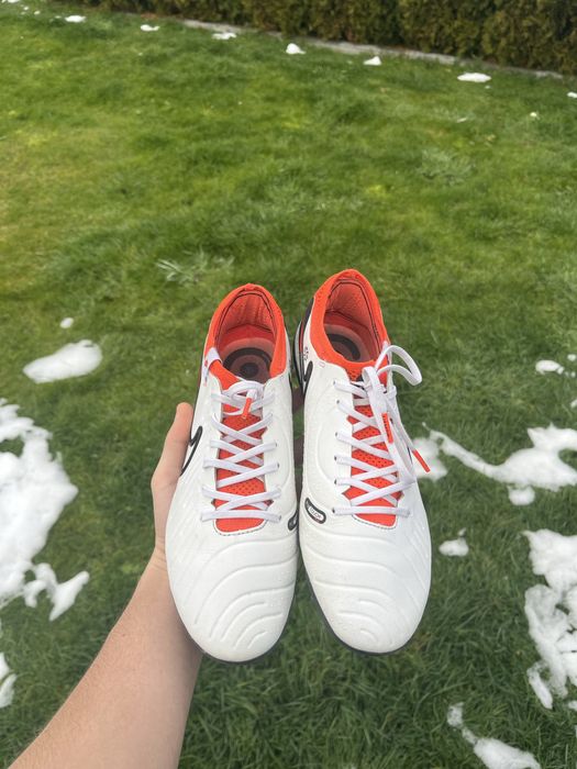 Profesjonalne korki piłkarskie Nike Tiempo