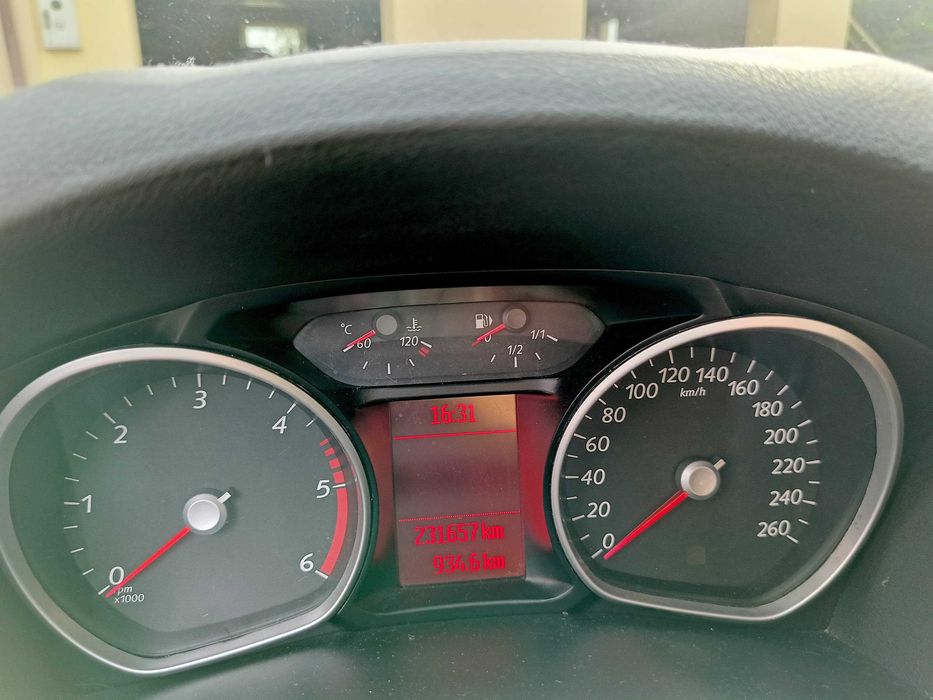 Ford Mondeo 2.0 TDCi (PSA) 140kM , ładny stan