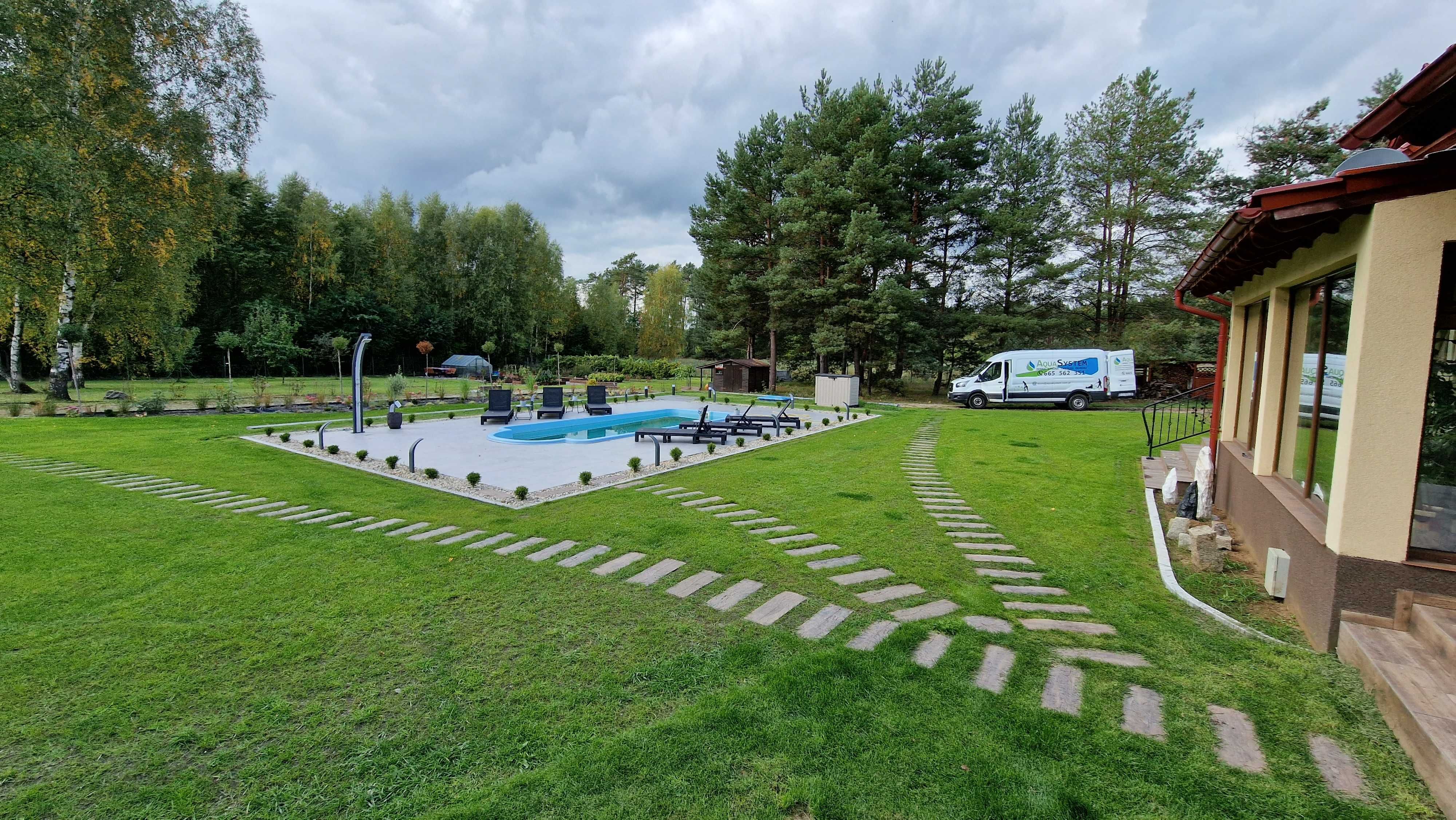 Nawodnienie, zakładanie trawnika z siewu oraz z rolki