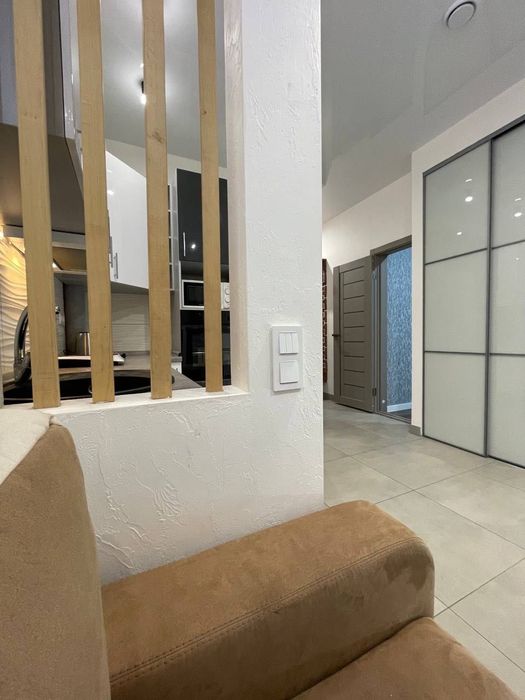 Сдаю 2к. квартиру в новострое проспект Поля