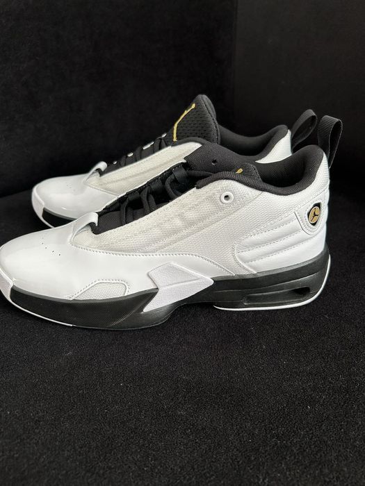 Кросівки Jordan Max Aura 6 US9 EU42.5 27cm FQ8298 101