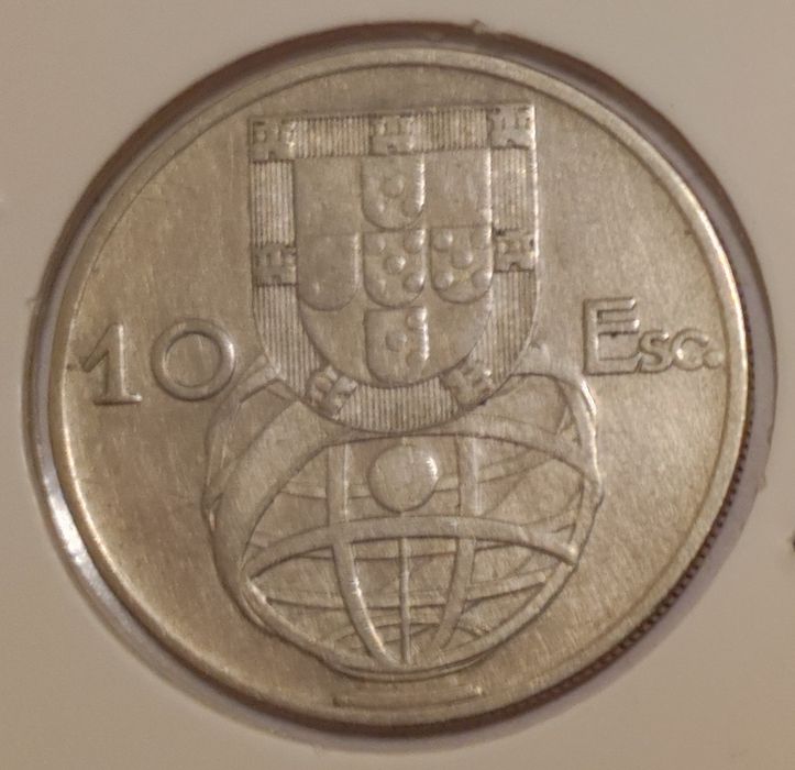 Moedas república 10 escudos e 1 escudo.
