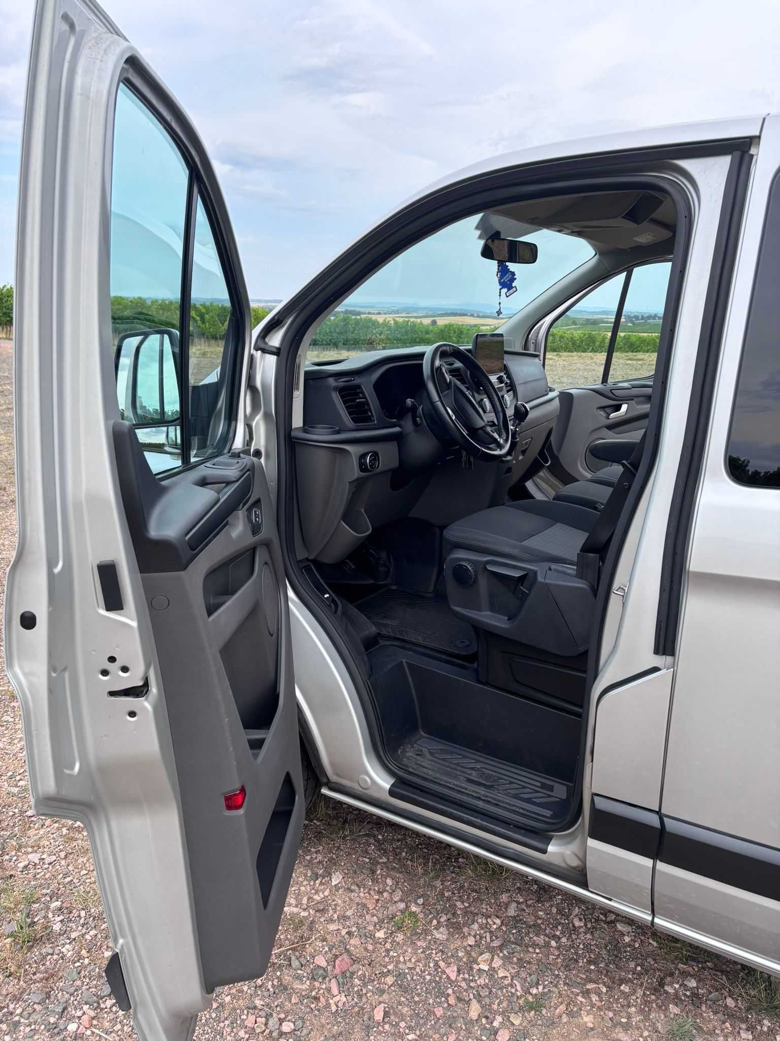 Ford Transit Custom Kombi 2018r. 2.0 TDCi 9 Osobowy Long