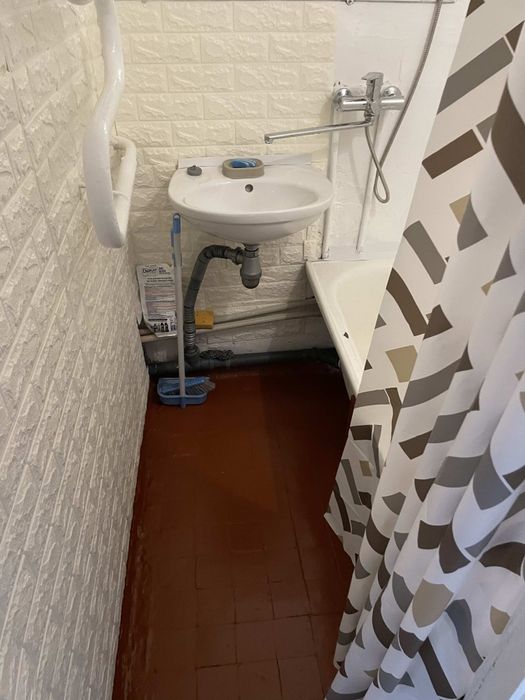 Продам 2 ком. квартиру. Нагорная часть города