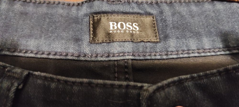 Hugo Boss  jeansy rurki slim męskie L