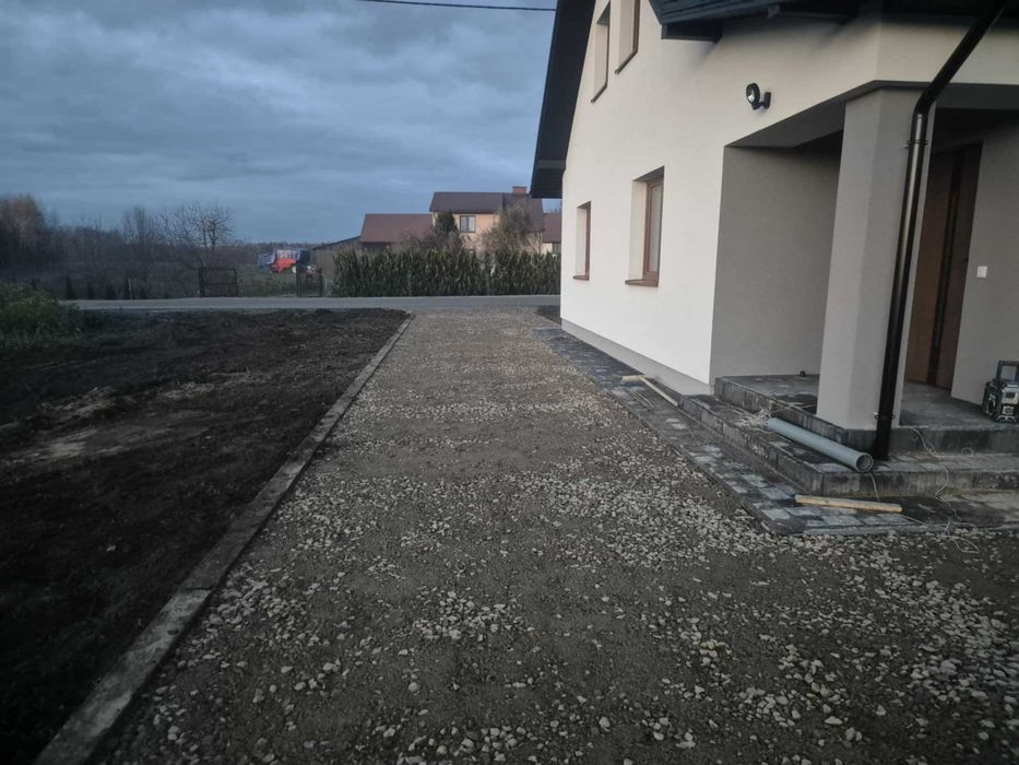 Usługi koparką, Transport kruszywa, Prace ziemne