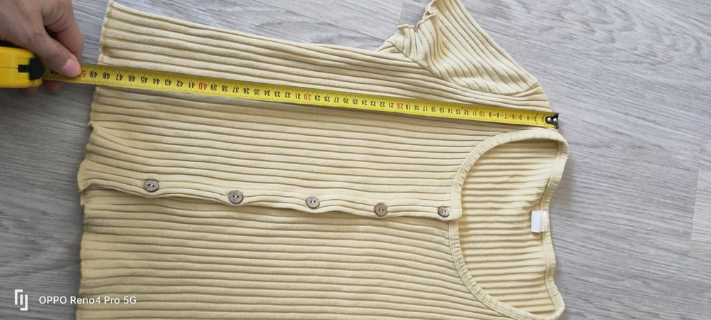 Krótka bluzeczka roz M