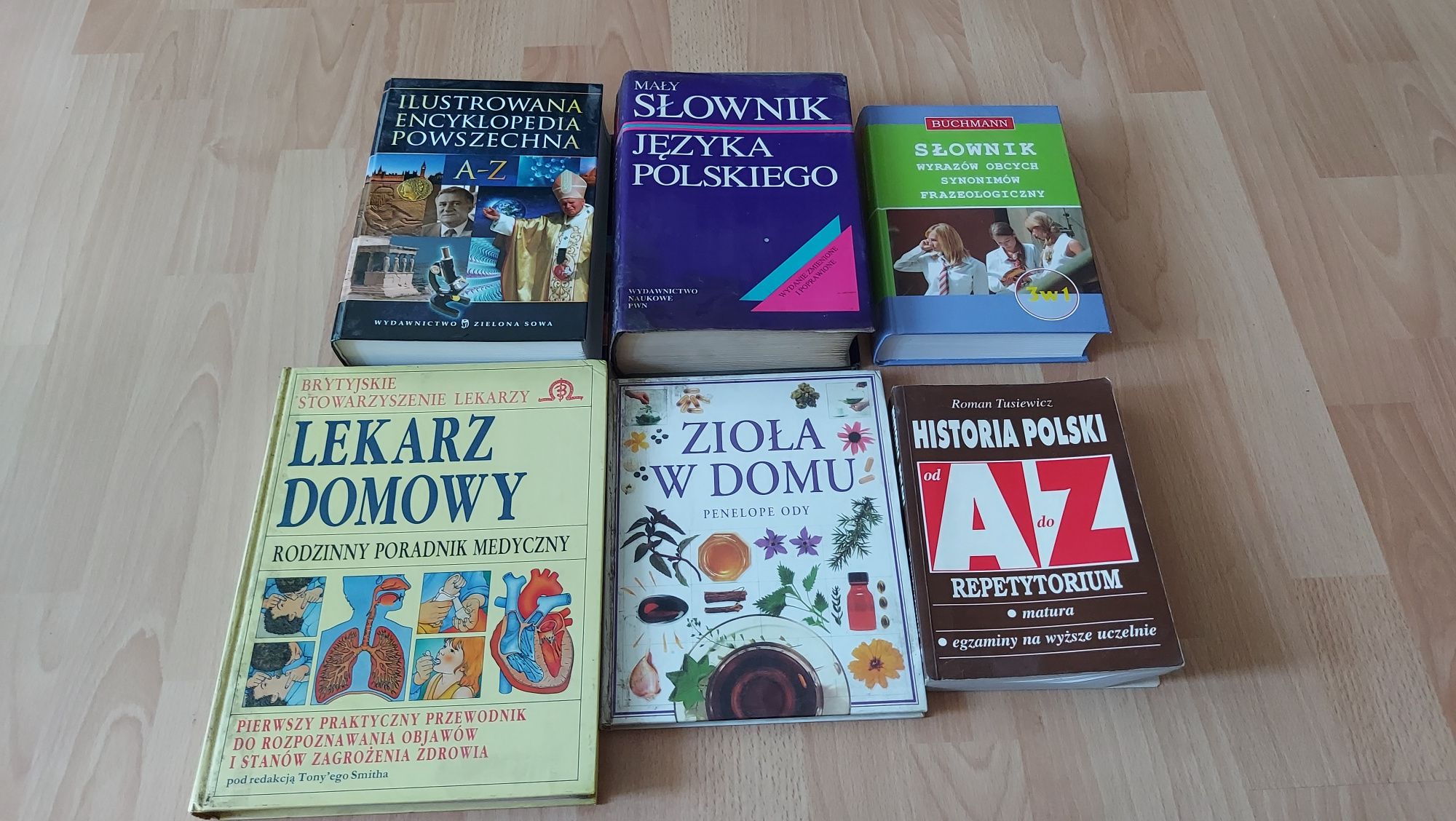 Książki lekarskie, słowniki