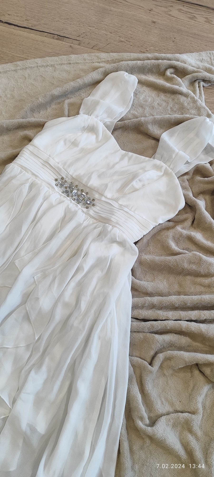 Nowa bez metki biała sukienka asymetryczna bodyflirt 42