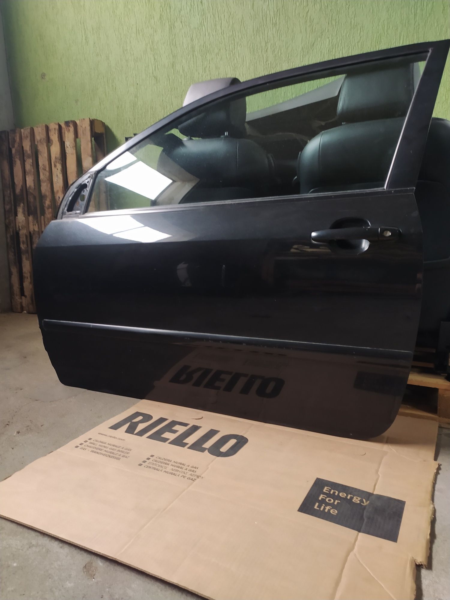 Drzwi lewe toyota corolla e12 02-07r 3d