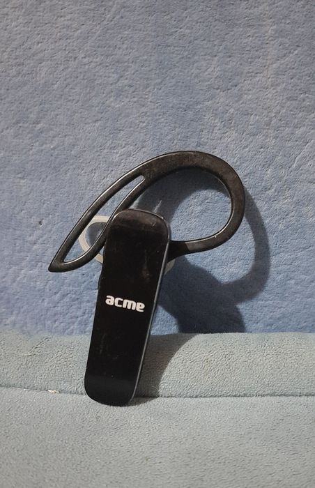 Блютуз гарнитура