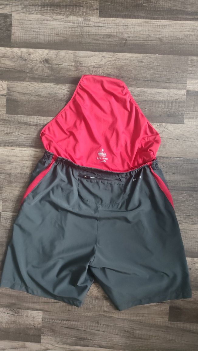 świeyne spodenki do biegania Nike running dri-fit jak nowe