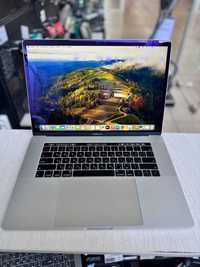 Ноутбук Apple MacBook Pro 15 A1990