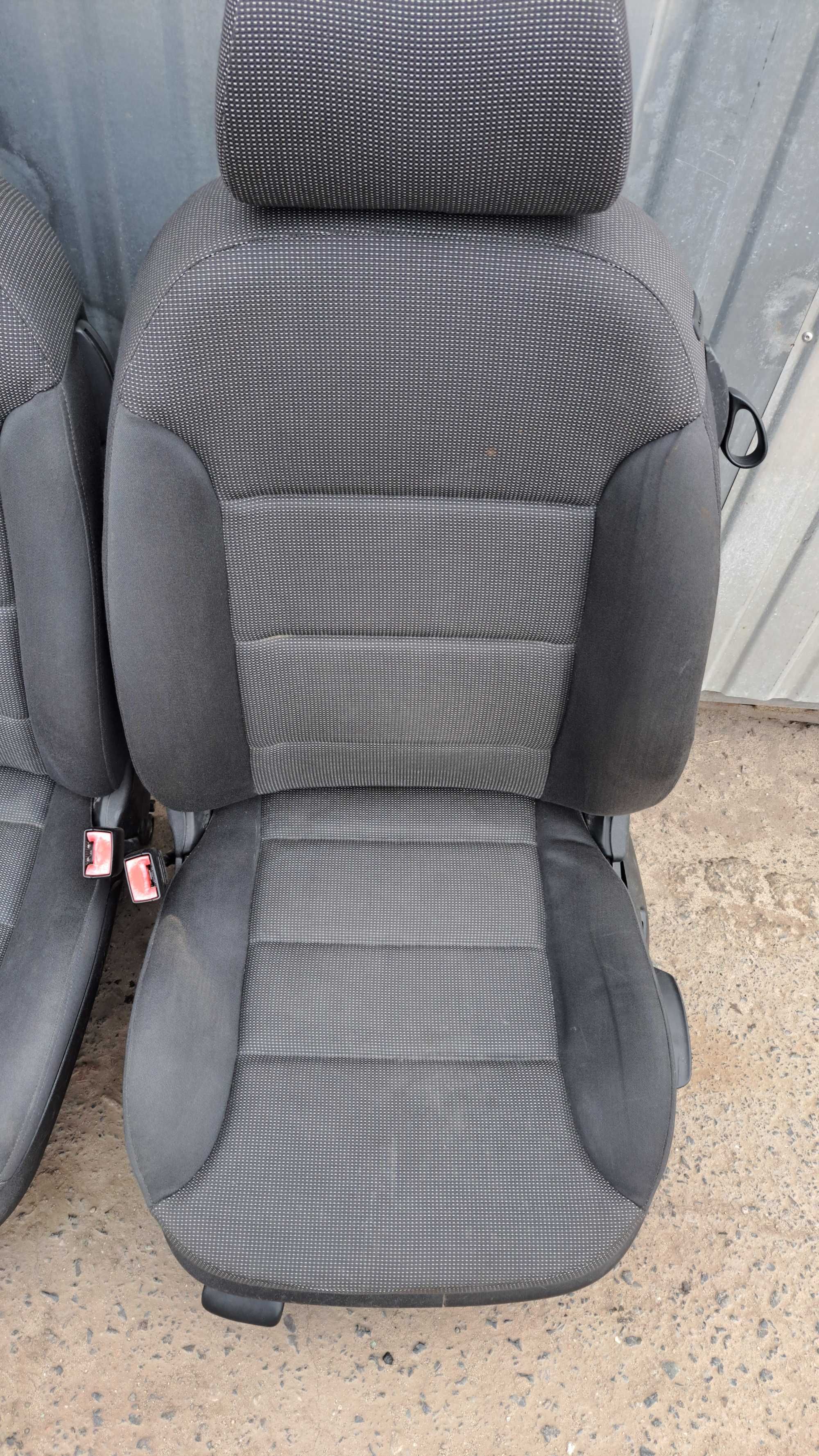 Fotele kanapa Audi A3 8L FL kpl 3D kpl