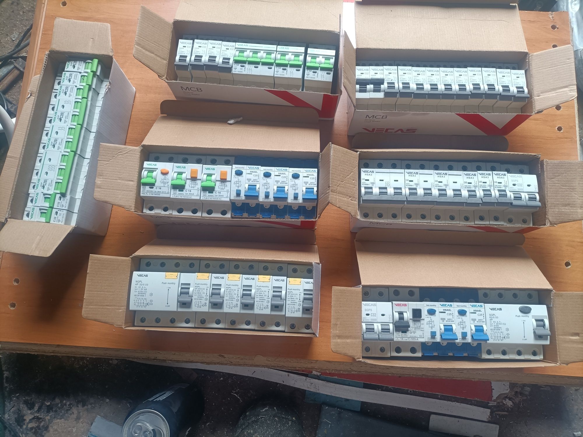 Bezpieczniki elektryczne ,różnicowe