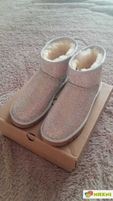 Шикарные Угги Ugg Australia с камнями Cваровски. Оригинал.