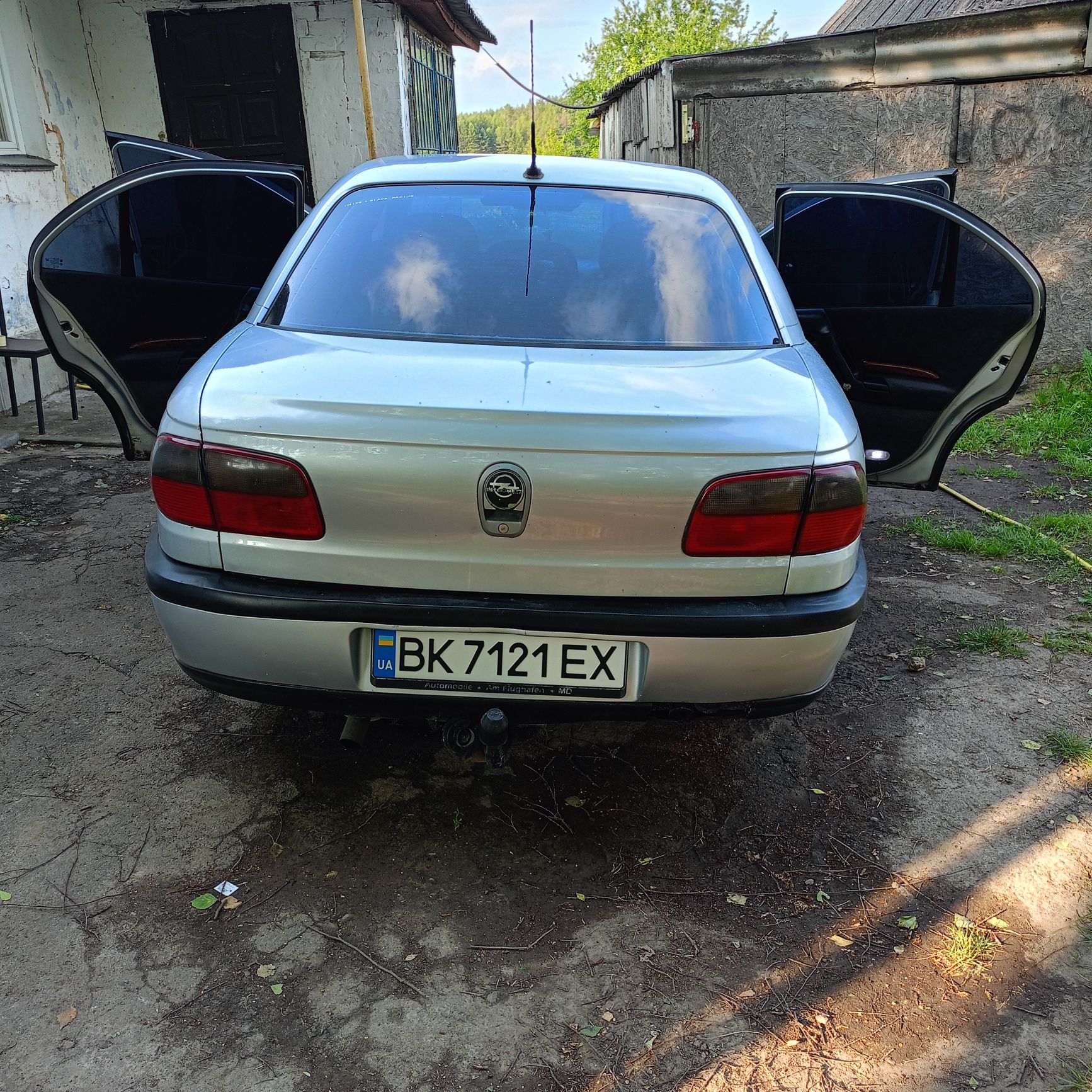 Продам Опель омега б