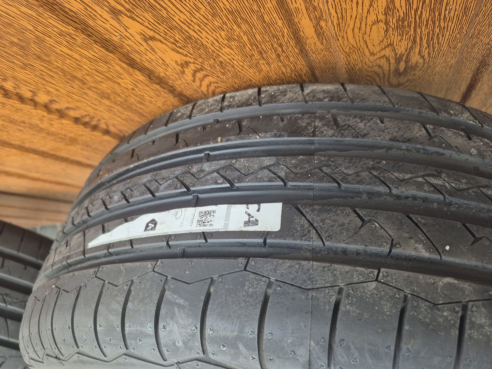Alufelgi audi 5x112 nowe opony 235/45/17