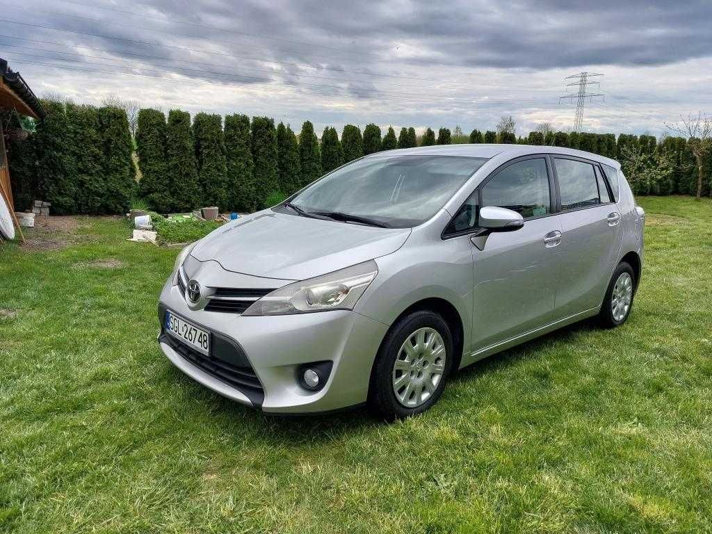 Toyota Verso 2.0 124 KM Krajowa Zadbana Serwisowana