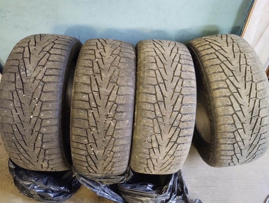 Шины зимние Nokian SUV шипы 255 55 r18
