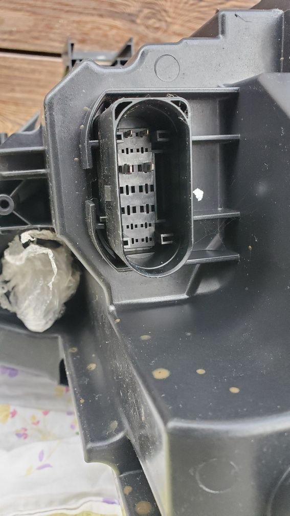 Фара права VW ID3, Volkswagen ID-3. Оригинал б.у.