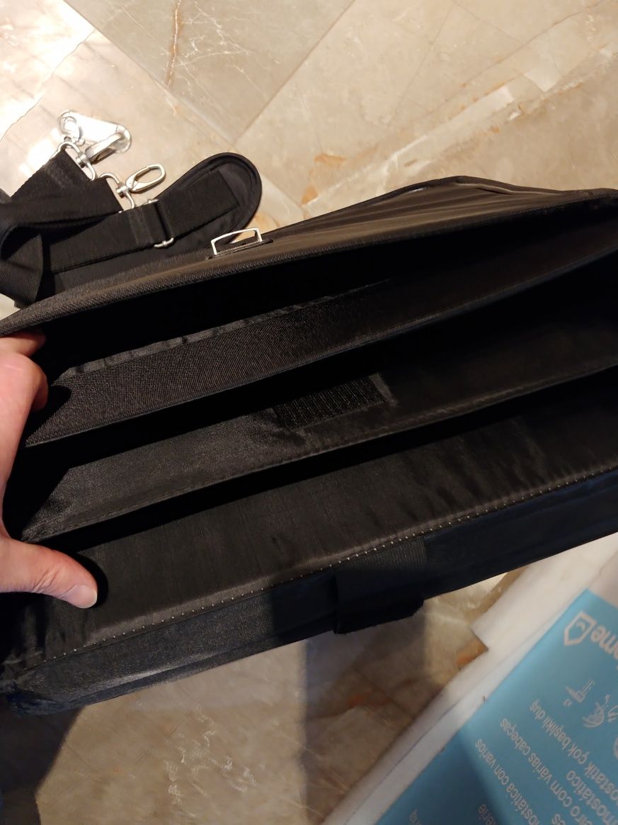 Businesowa biznesowa torba aktówka na laptopa 17 cali czy dokumenty