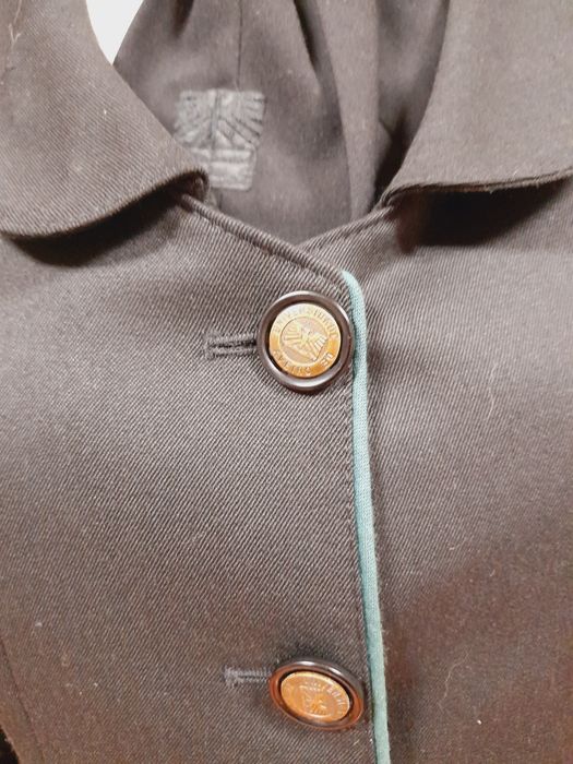 Traje académico feminino da Universidade de Aveiro