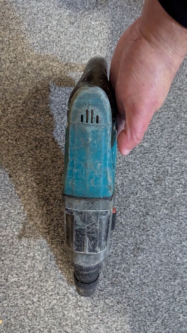 Перфоратор Makita HR2470 Под Ремонт