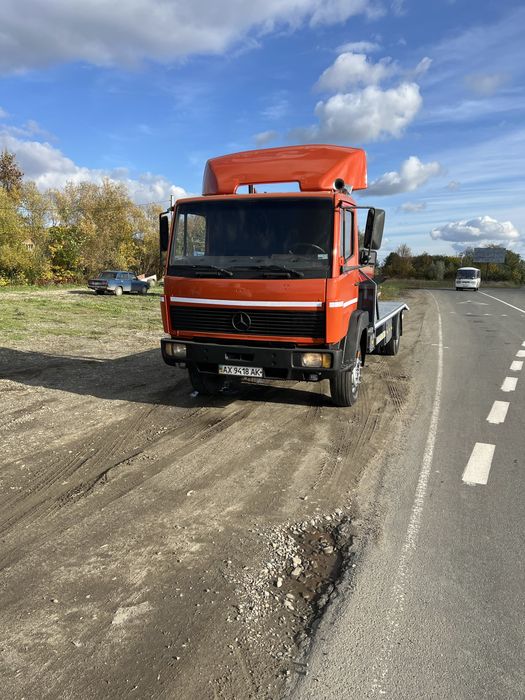 Евакуатор Mercedes 1117