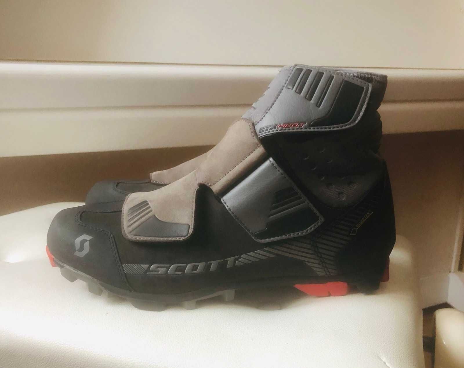 Велосипедные туфли ботинки с гамашей Scott MTB Heater Gore-Tex + шипы