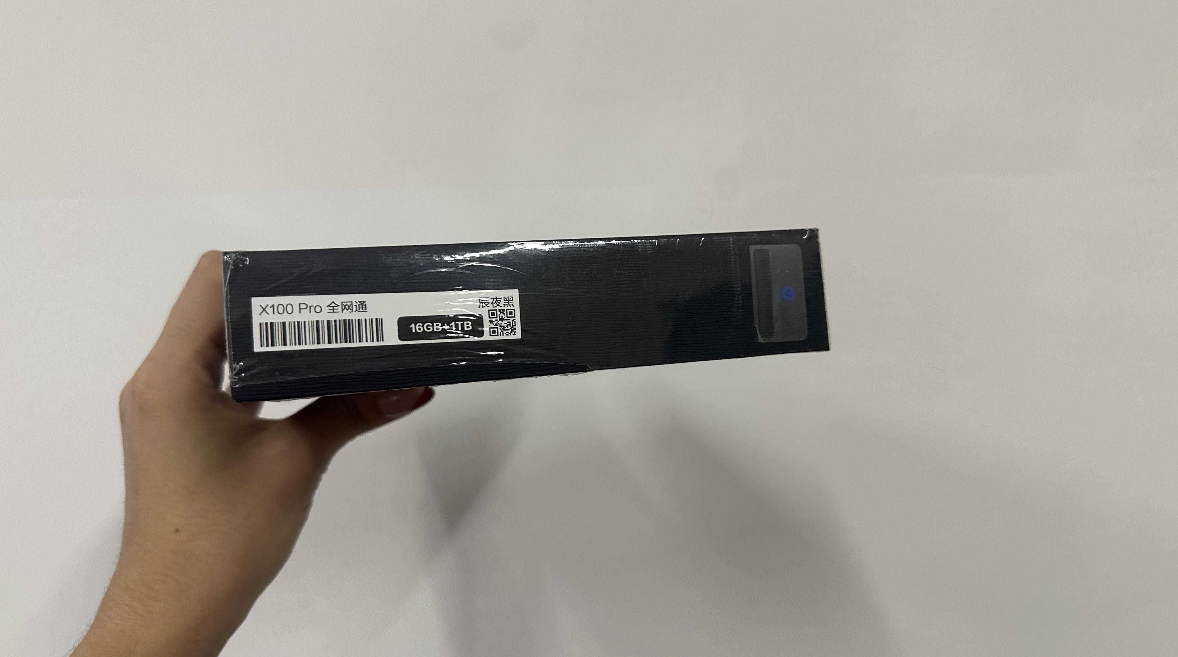 Новий Vivo X100 Pro 256GB Black Гарантія від магазину Оплата частинами
